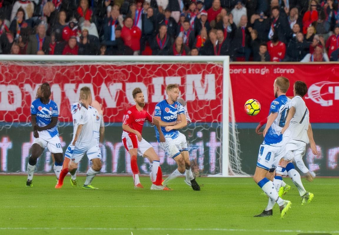 2019荷甲巅峰对决：阿尔克马尔VS海伦芬精彩回顾(图3)